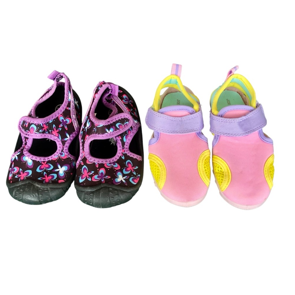SAND N SUN Toddler Water Shoes x 2 (Size 7/8)